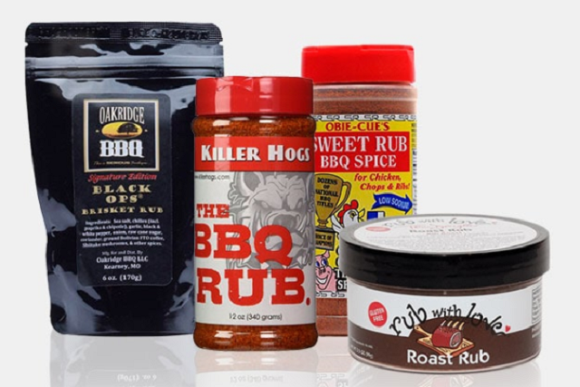 Learn How to Apply Dry Rub from the Pros, Grill Masters Club