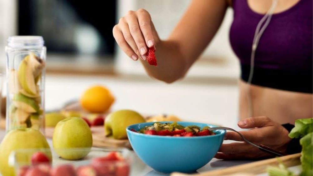 making fruit salad